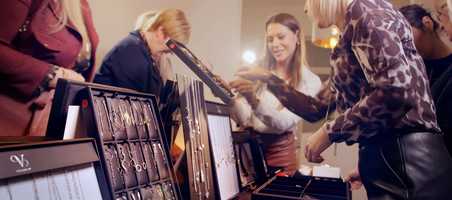 Free download Victoria Juwelen Cinema ad - NL video and edit with RedcoolMedia movie maker MovieStudio video editor online and AudioStudio audio editor onlin