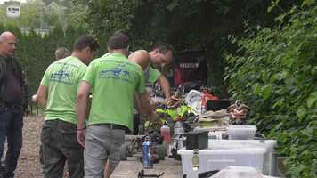 Free download VISITING THE OFFROAD TEAM ZRICH video and edit with RedcoolMedia movie maker MovieStudio video editor online and AudioStudio audio editor onlin