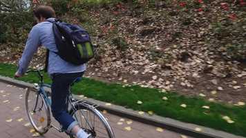 Free download Walking with the Postman II - Living portraits video and edit with RedcoolMedia movie maker MovieStudio video editor online and AudioStudio audio editor onlin