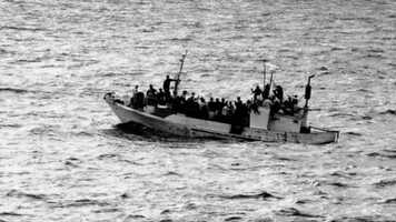 Free download WAR.mp4 video and edit with RedcoolMedia movie maker MovieStudio video editor online and AudioStudio audio editor onlin