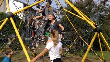 Free download Wlfrath: Kids in Action | Taeglich.ME video and edit with RedcoolMedia movie maker MovieStudio video editor online and AudioStudio audio editor onlin