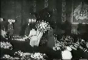 Free download 1941-12-24-Die-Deutsche-Wochenschau-Nr.590 video and edit with RedcoolMedia movie maker MovieStudio video editor online and AudioStudio audio editor onlin