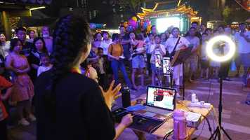 Free download Xuefeng Li and his daughter are singing. video and edit with RedcoolMedia movie maker MovieStudio video editor online and AudioStudio audio editor onlin