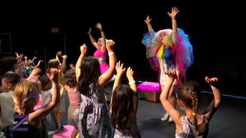 Free download Zee Zee Theatres Parents Are a Drag  (Trailer) video and edit with RedcoolMedia movie maker MovieStudio video editor online and AudioStudio audio editor onlin