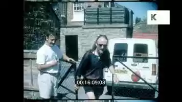 Free download 1990s UK Family Home Movies video and edit with RedcoolMedia movie maker MovieStudio video editor online and AudioStudio audio editor onlin