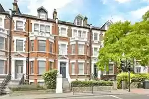 Free download 2 Bed Flat, West End Lane - External  Communal Tour video and edit with RedcoolMedia movie maker MovieStudio video editor online and AudioStudio audio editor onlin