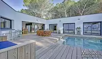 Free download AIGUES-MORTES - MAISON A VENDRE - 749 000  - 149 m - 6 pice(s) video and edit with RedcoolMedia movie maker MovieStudio video editor online and AudioStudio audio editor onlin