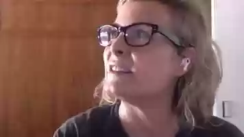 Free download Arts Magazine features Delia Brown video and edit with RedcoolMedia movie maker MovieStudio video editor online and AudioStudio audio editor onlin