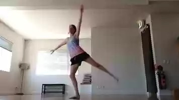 Free download Autumn Dance video and edit with RedcoolMedia movie maker MovieStudio video editor online and AudioStudio audio editor onlin