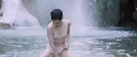 Free download Christine and the Queens - Comme Si On Saimait video and edit with RedcoolMedia movie maker MovieStudio video editor online and AudioStudio audio editor onlin