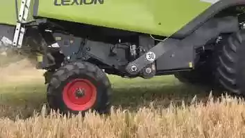 Free download CLAAS LEXION MONTANA in action video and edit with RedcoolMedia movie maker MovieStudio video editor online and AudioStudio audio editor onlin