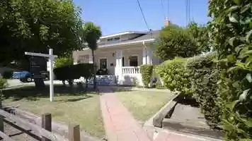 Free download Craftsman Style Farmhouse  Cottage video and edit with RedcoolMedia movie maker MovieStudio video editor online and AudioStudio audio editor onlin