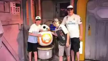 Free download Disney World Orlando Originalni Star Wars droid BB-8 video and edit with RedcoolMedia movie maker MovieStudio video editor online and AudioStudio audio editor onlin