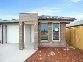 Free download For Rent 49 Kalbian Drive CLYDE NORTH VIC 3978 - English video and edit with RedcoolMedia movie maker MovieStudio video editor online and AudioStudio audio editor onlin