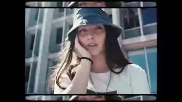 Free download Hugself video and edit with RedcoolMedia movie maker MovieStudio video editor online and AudioStudio audio editor onlin