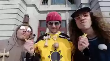 Free download Lace It Chase It video and edit with RedcoolMedia movie maker MovieStudio video editor online and AudioStudio audio editor onlin