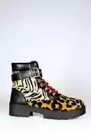 Free download LOVE TO HATE ME ANIMAL PRINT BOOT video and edit with RedcoolMedia movie maker MovieStudio video editor online and AudioStudio audio editor onlin