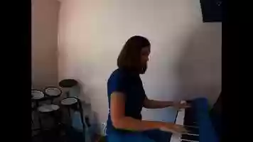 Free download Music4u - Klavier Kurs mit Denise Ber video and edit with RedcoolMedia movie maker MovieStudio video editor online and AudioStudio audio editor onlin