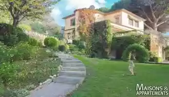 Free download PGOMAS - MAISON A VENDRE - 2 250 000  - 575 m - 12 pice(s) video and edit with RedcoolMedia movie maker MovieStudio video editor online and AudioStudio audio editor onlin