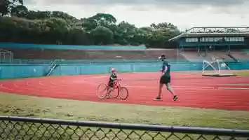 Free download RaceRunning I PlaySport.com video and edit with RedcoolMedia movie maker MovieStudio video editor online and AudioStudio audio editor onlin