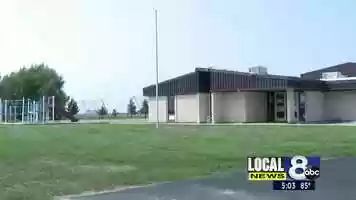 Free download Rockford Elementary moves to remote learning after COVID-19 outbreak video and edit with RedcoolMedia movie maker MovieStudio video editor online and AudioStudio audio editor onlin