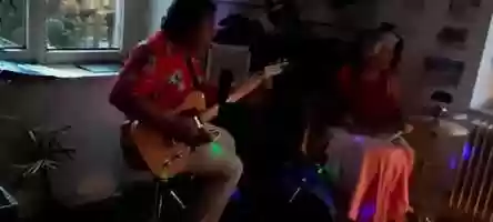 Free download See My Jumper - Captain Blitz @ a Living Room Concert video and edit with RedcoolMedia movie maker MovieStudio video editor online and AudioStudio audio editor onlin