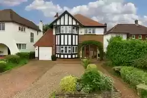 Free download Tattenham Crescent, Epsom - The Personal Agent video and edit with RedcoolMedia movie maker MovieStudio video editor online and AudioStudio audio editor onlin