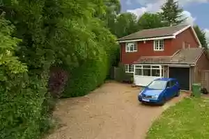 Free download The Brindles, Banstead - The Personal Agent video and edit with RedcoolMedia movie maker MovieStudio video editor online and AudioStudio audio editor onlin