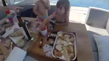 Free download The W: Back in action video and edit with RedcoolMedia movie maker MovieStudio video editor online and AudioStudio audio editor onlin