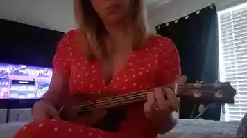 Free download Ukulele Halle video and edit with RedcoolMedia movie maker MovieStudio video editor online and AudioStudio audio editor onlin