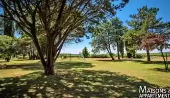 Free download UZS - MAISON A VENDRE - 1 380 000  - 1000 m - 30 pice(s) video and edit with RedcoolMedia movie maker MovieStudio video editor online and AudioStudio audio editor onlin