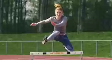 Free download Wilma Running - Cinema Commercial video and edit with RedcoolMedia movie maker MovieStudio video editor online and AudioStudio audio editor onlin